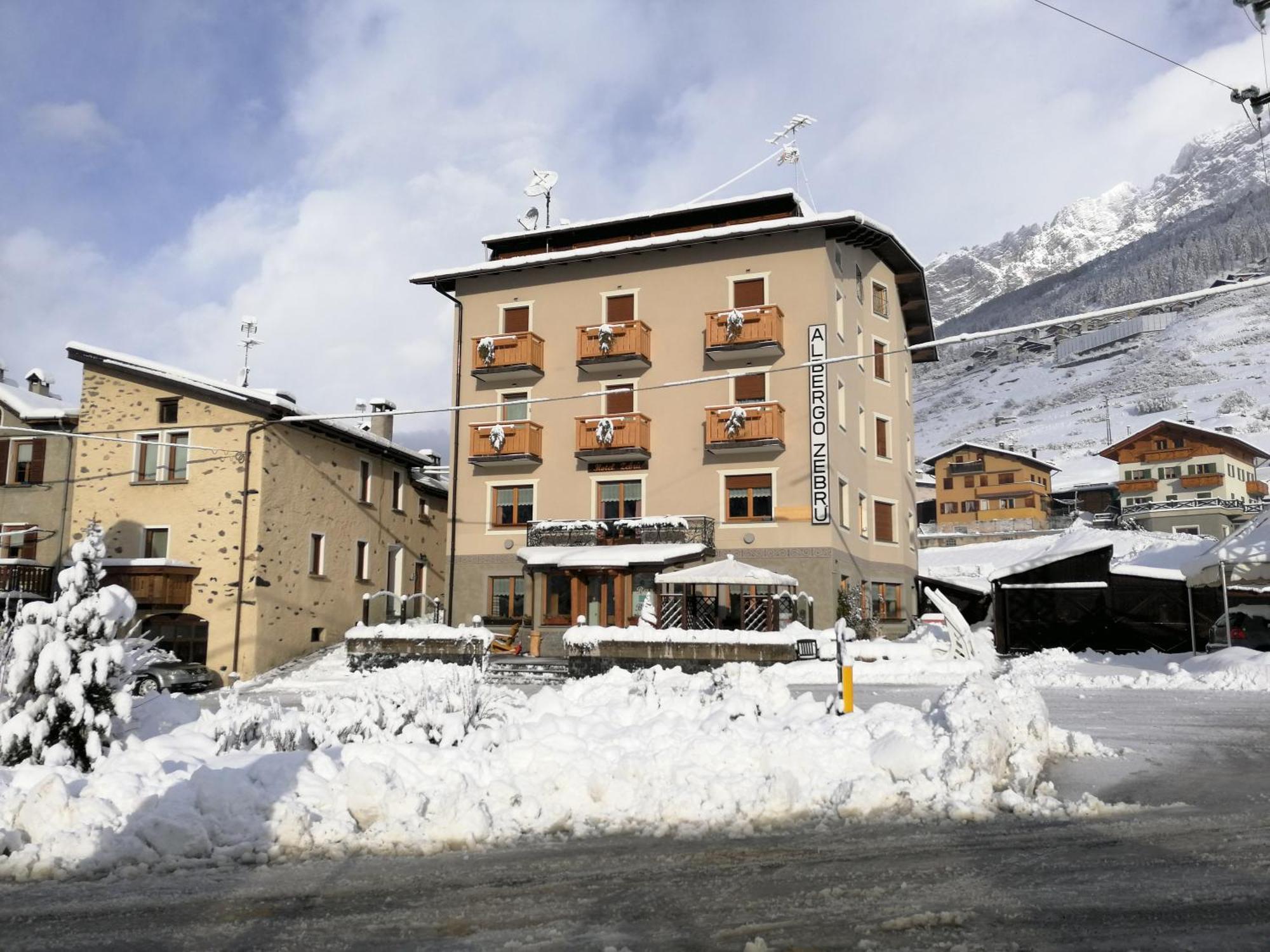 Hotel Zebru Valfurva Exterior photo